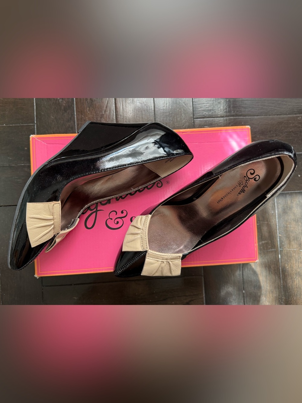 NWT Seychelles Black and Beige Pointed-Toe Women’s Patent Leather Pumps